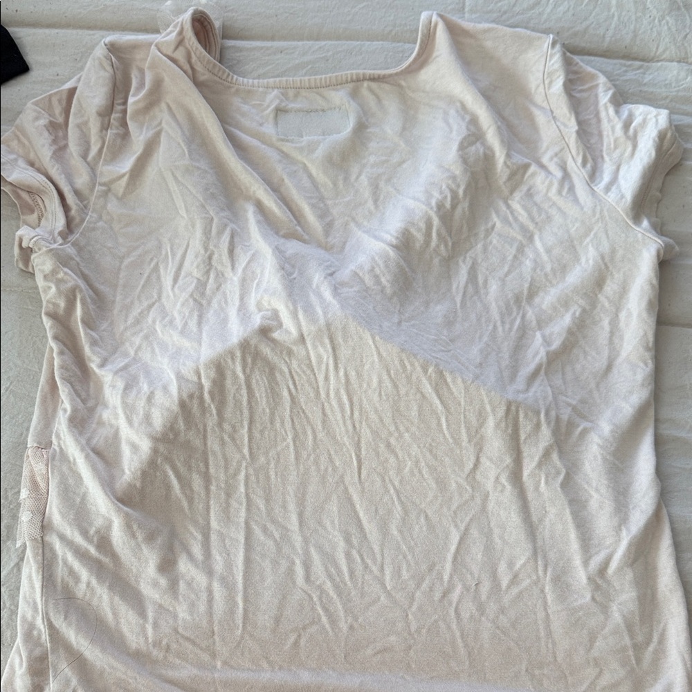 Elegant Cream Ruffle Blouse - Picture 5 of 5